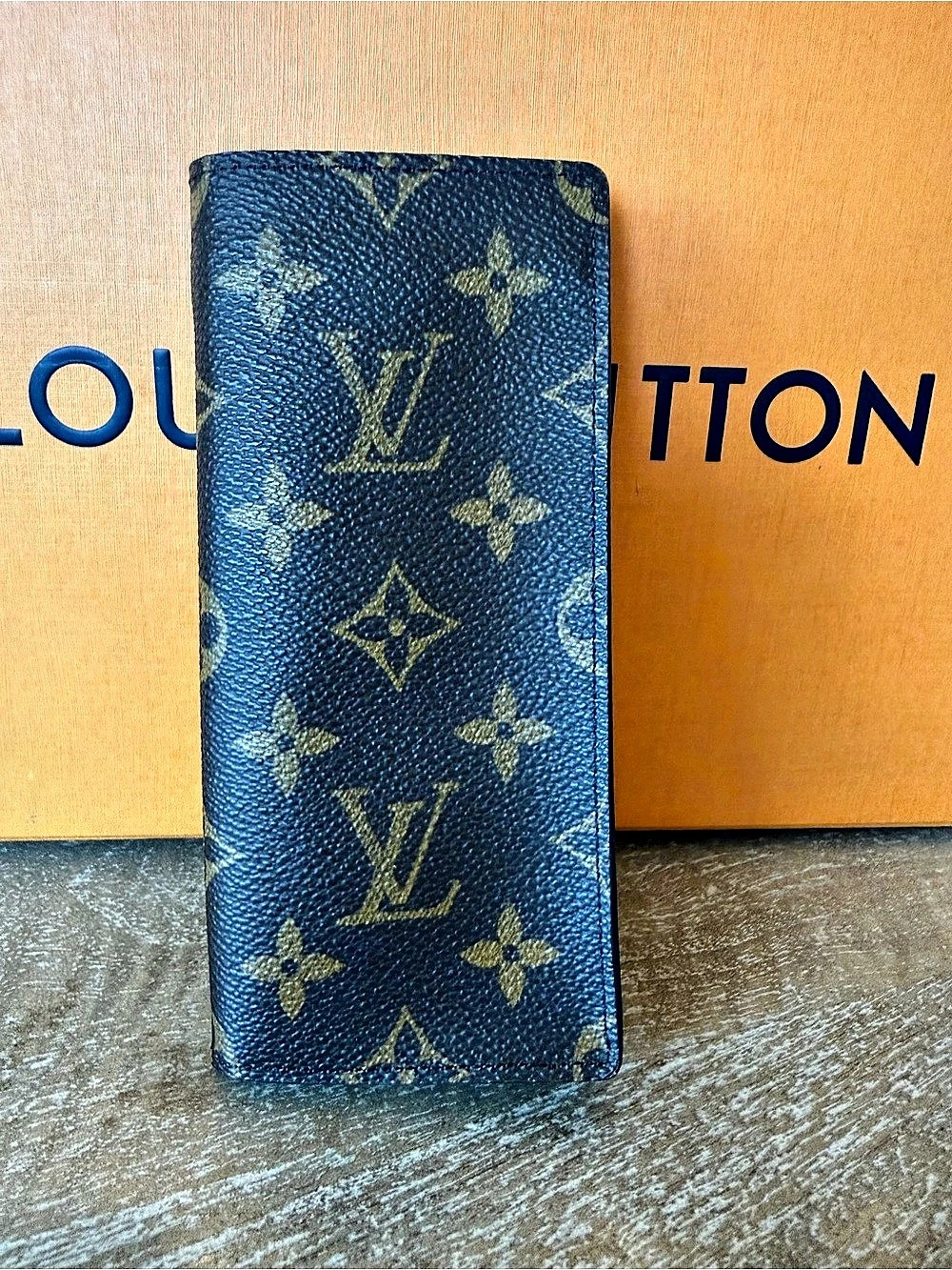 Louis Vuitton Monogram eye/sunglasses case